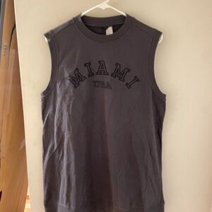 H&M Divided Gray Ribbed Top